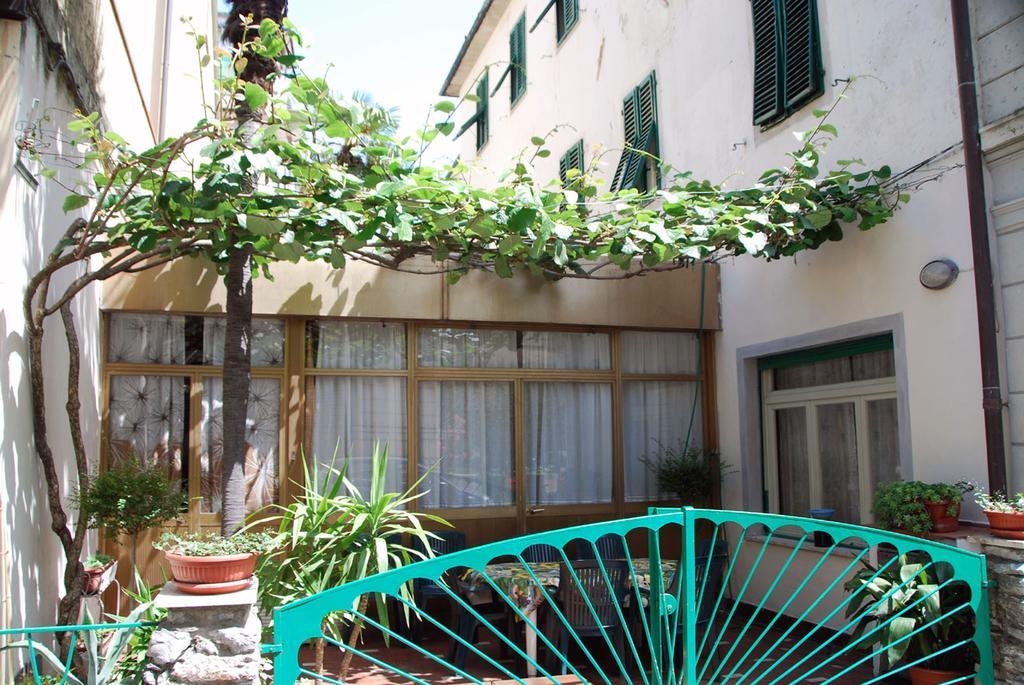 Hotel Conchiglia مونتيكاتيني تيرمي المظهر الخارجي الصورة